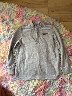 Vineyard Vines Heather Gray Quarter-Zip Pullover with Blue Stripe Accents